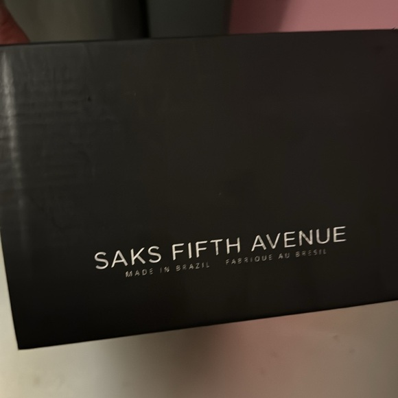 Brown Saks loafers size 8.5. They run a little big. - Picture 2 of 5